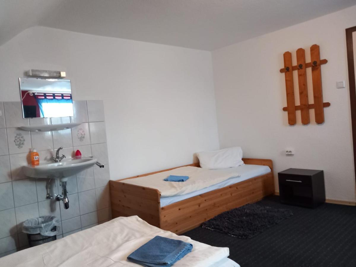 Pension Sonne Ульм Экстерьер фото